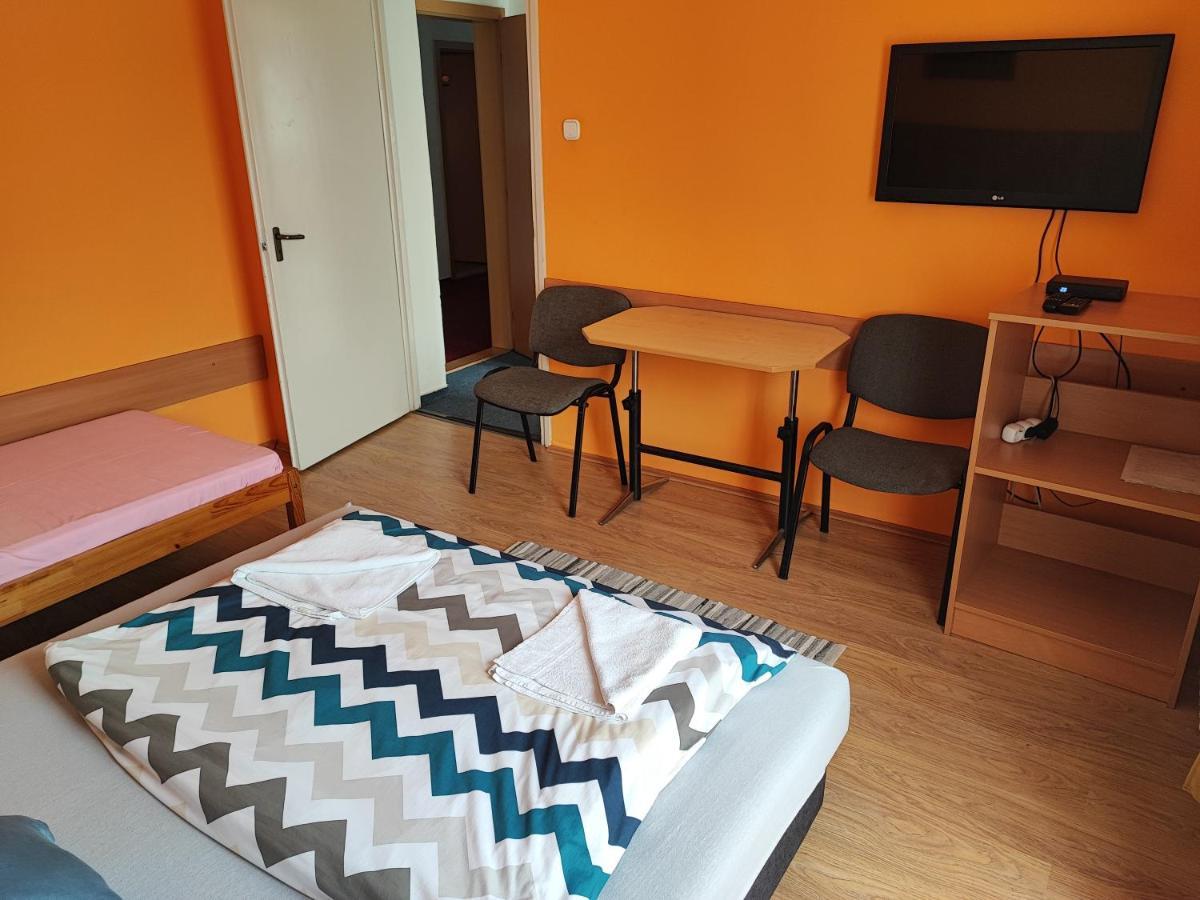 Hotel Beke Sziget Komló المظهر الخارجي الصورة
