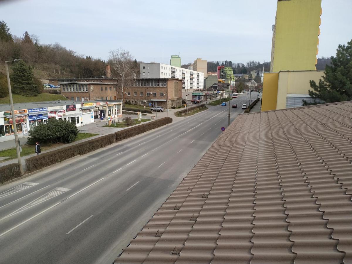 Hotel Beke Sziget Komló المظهر الخارجي الصورة
